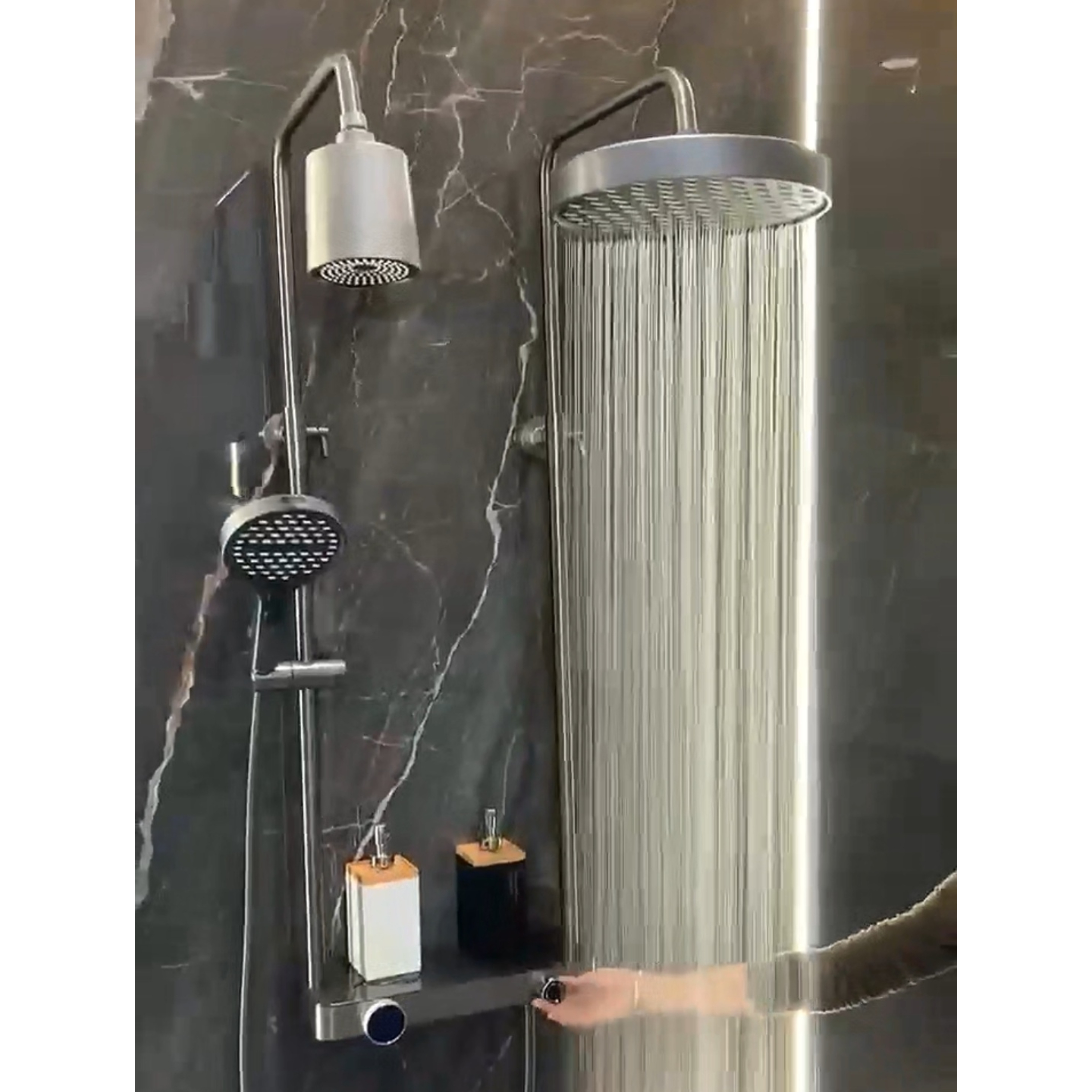 嵌入式冷热混水阀增压多功能淋浴花洒套装