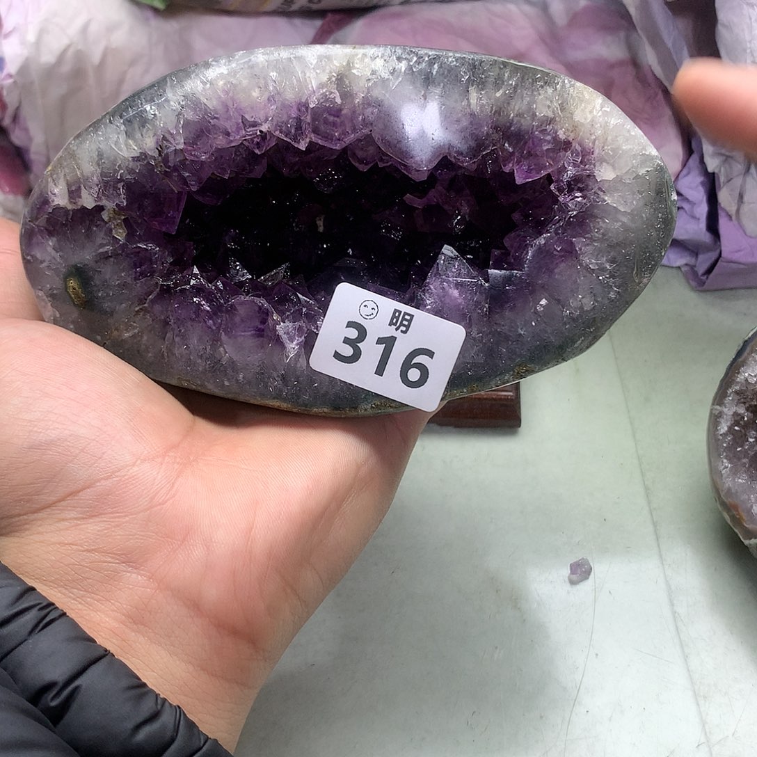 水晶大型摆件（非配饰）未镶嵌