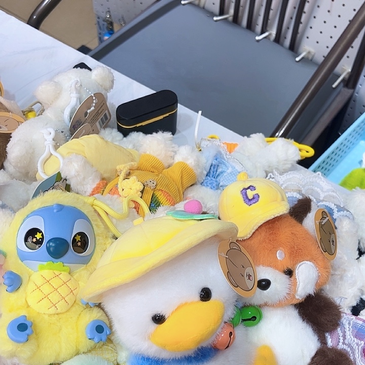 毛绒史迪仔鸭子熊