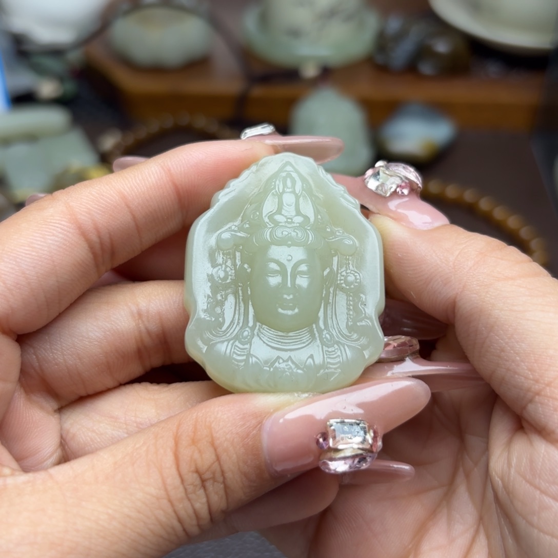 和田玉颈饰未镶嵌