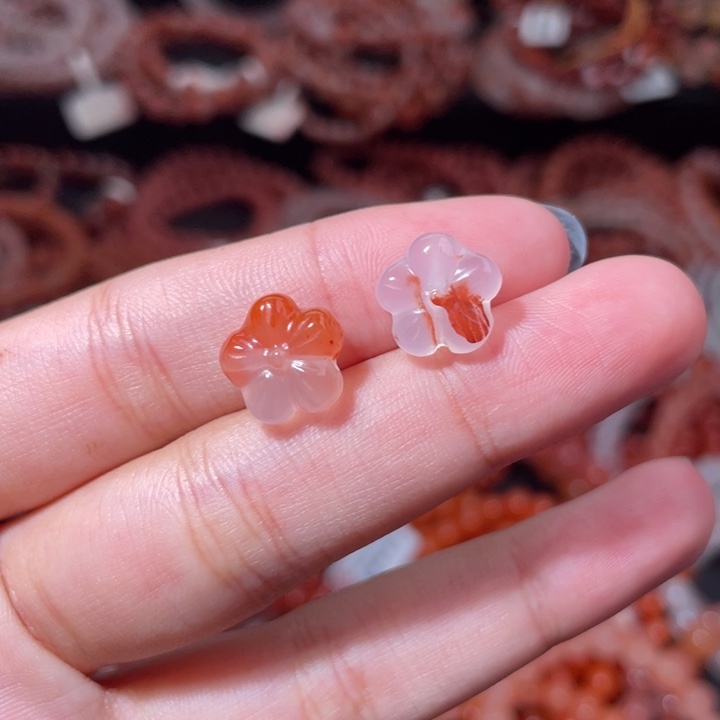 南红玛瑙未镶嵌梅花1474