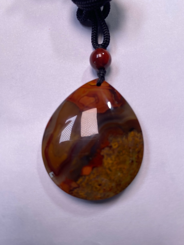 战国红玛瑙吊坠精品
