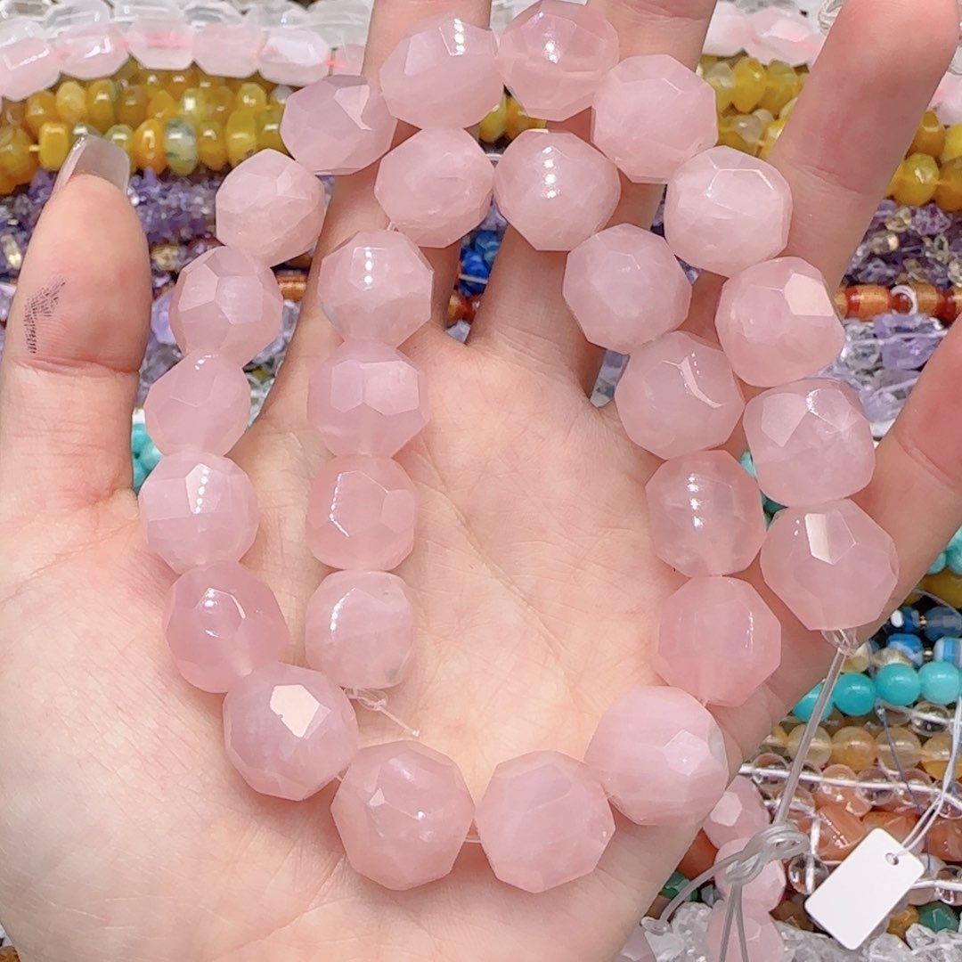 玛瑙/玉髓珠宝半成品未镶嵌天然马粉切面一条卡13