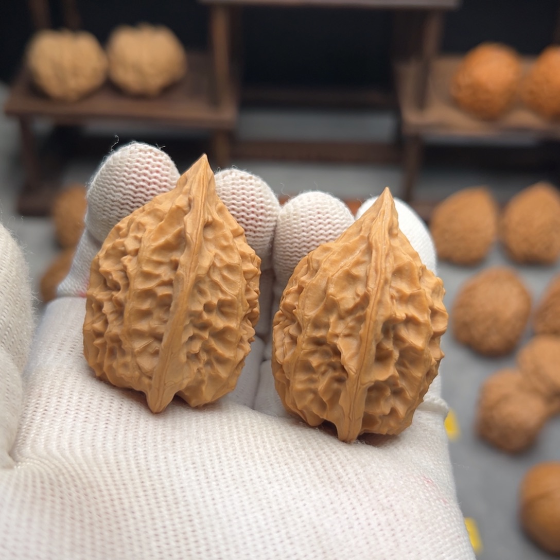 桃核吊坠兜*米鸭嘴兽32.31.45