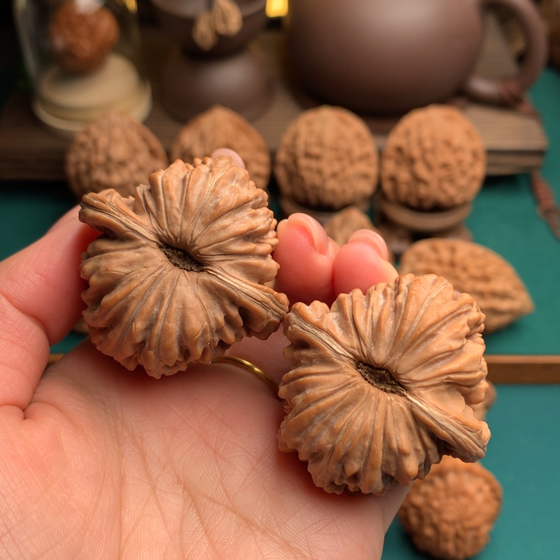 文玩核桃吊坠全品平谷楼40