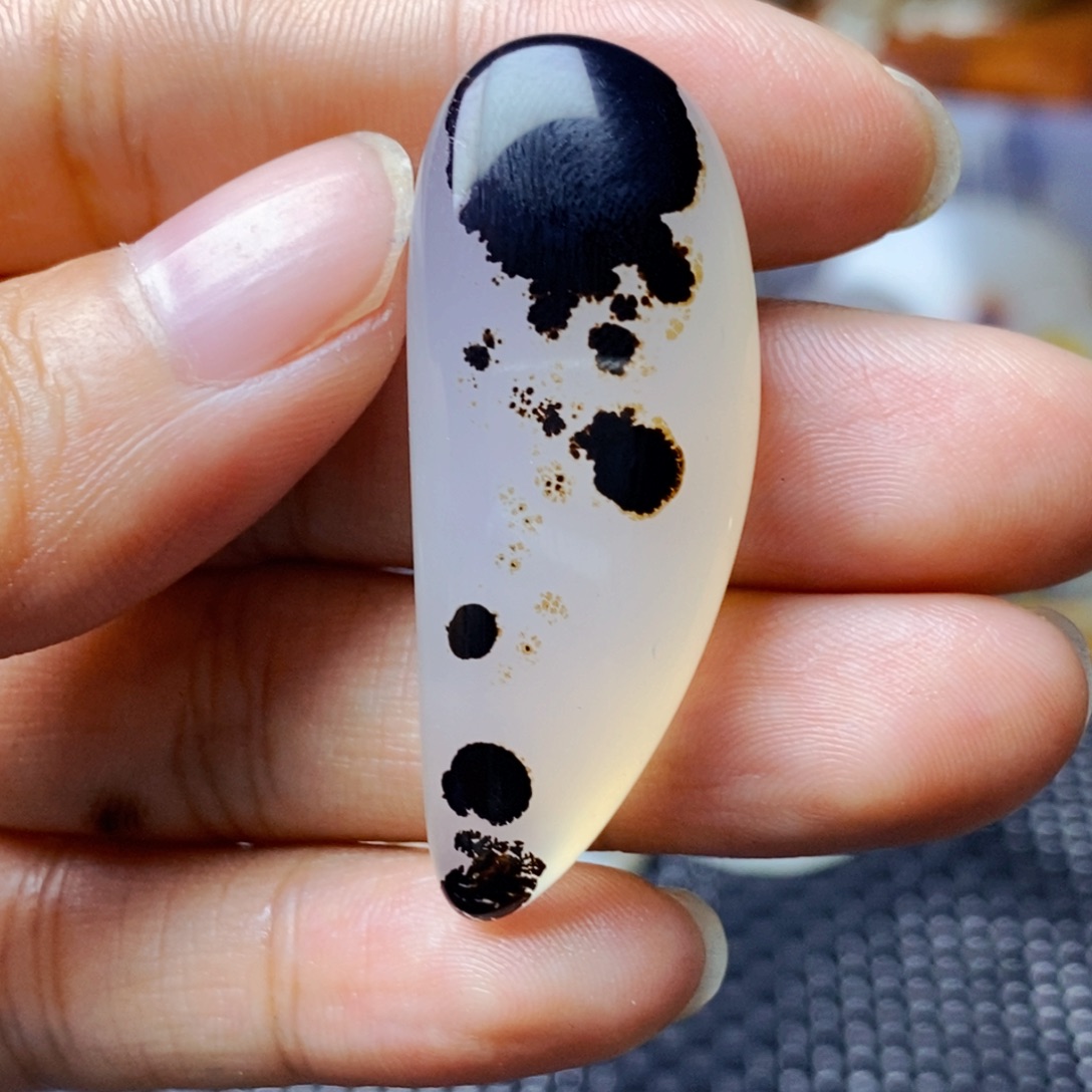 玛瑙/玉髓未镶嵌珠宝半成品
