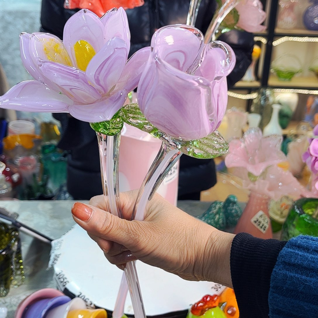 2朵瑕花家悦琉璃工艺品
