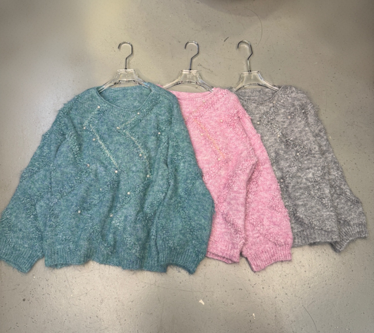 ENJOY'ME【门店同款】ENJOY冬季重工钉珠软糯针织衫 160844106