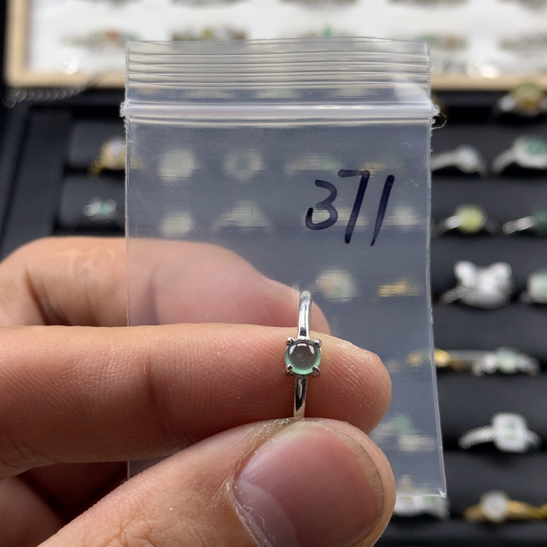 ʸ***翡翠银S925镀金镶嵌戒指371