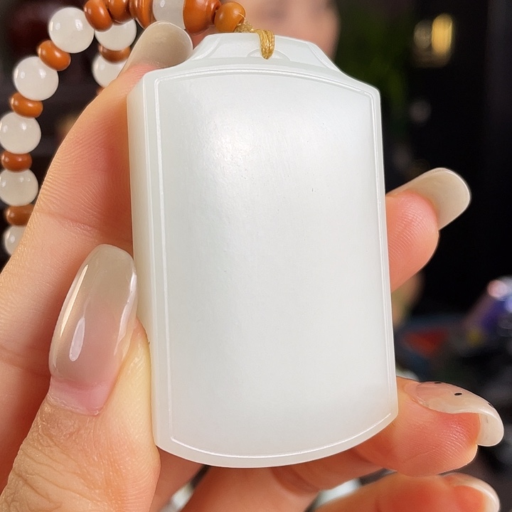 和田玉未镶嵌颈饰定制发货