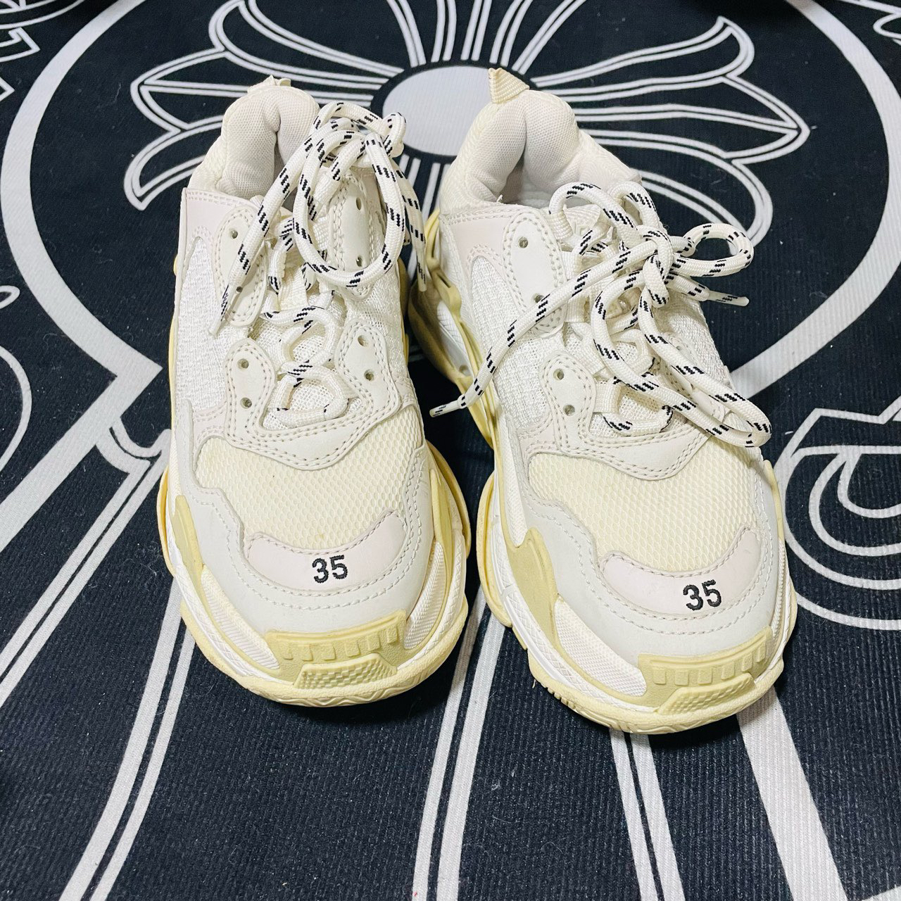 95新 Balenciaga/巴黎世家 Triple S老爹鞋 白色/35码/YSC0222