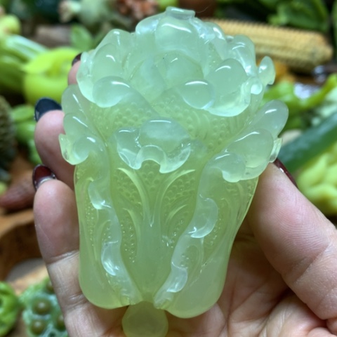 蛇纹石玉手把件未镶嵌