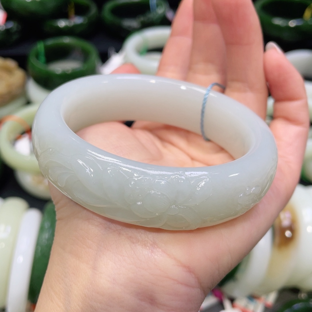 未镶嵌手镯和田玉58