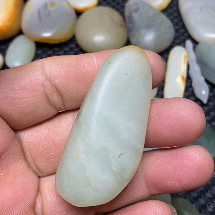 和田玉珠宝奇石未镶嵌