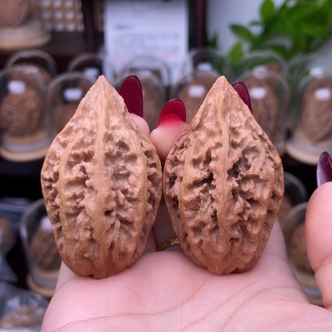 文玩核桃吊坠凤凰枪