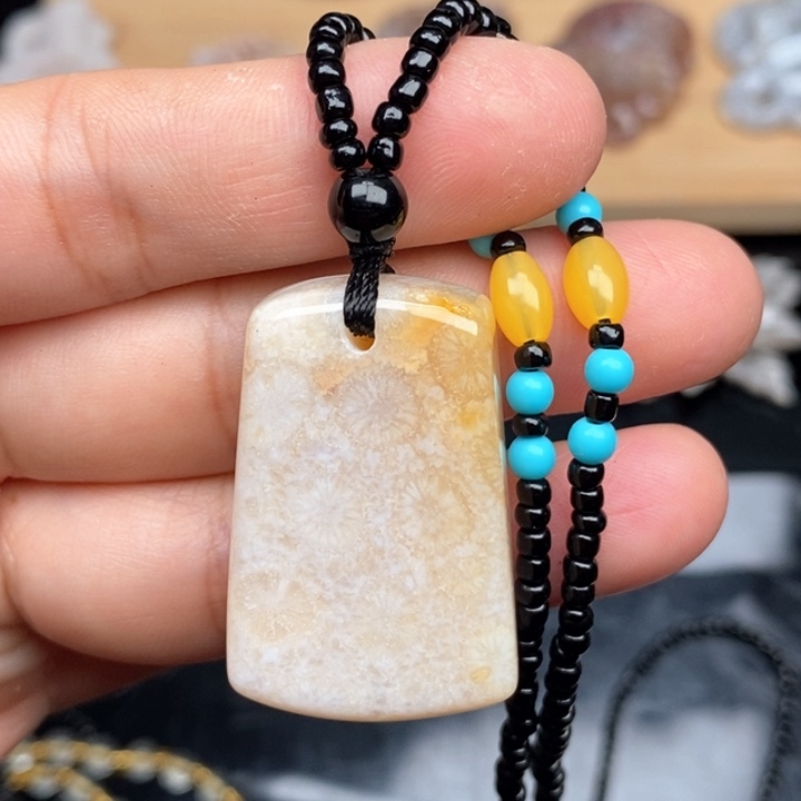 硅化珊瑚（珊瑚玉）手镯未镶嵌