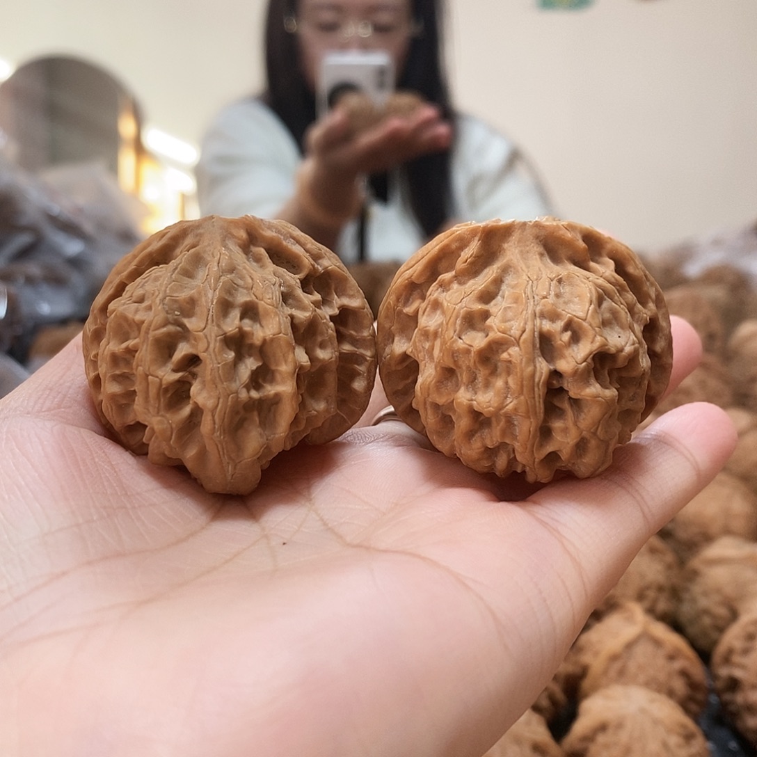 文玩核桃吊坠苹果43