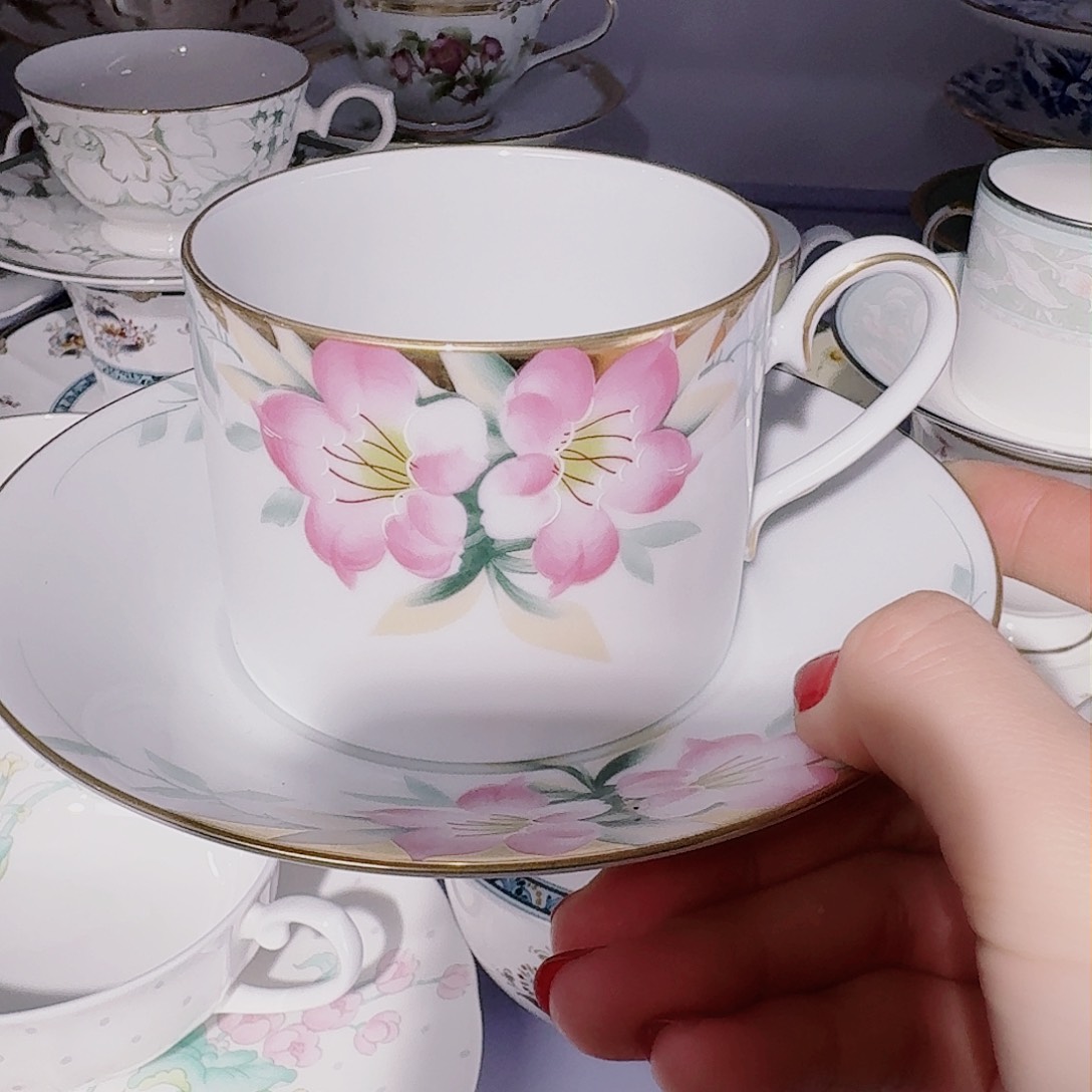 茶盏哈哈哈哈哈哈哈