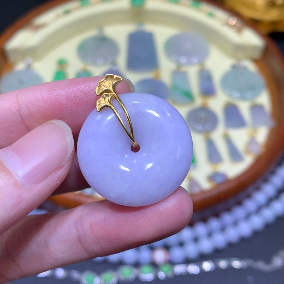 翡翠吊坠(不含链)18K金镶嵌