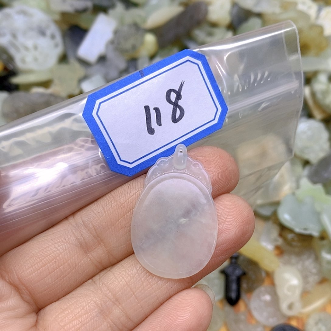 蛇纹石玉颈饰未镶嵌118