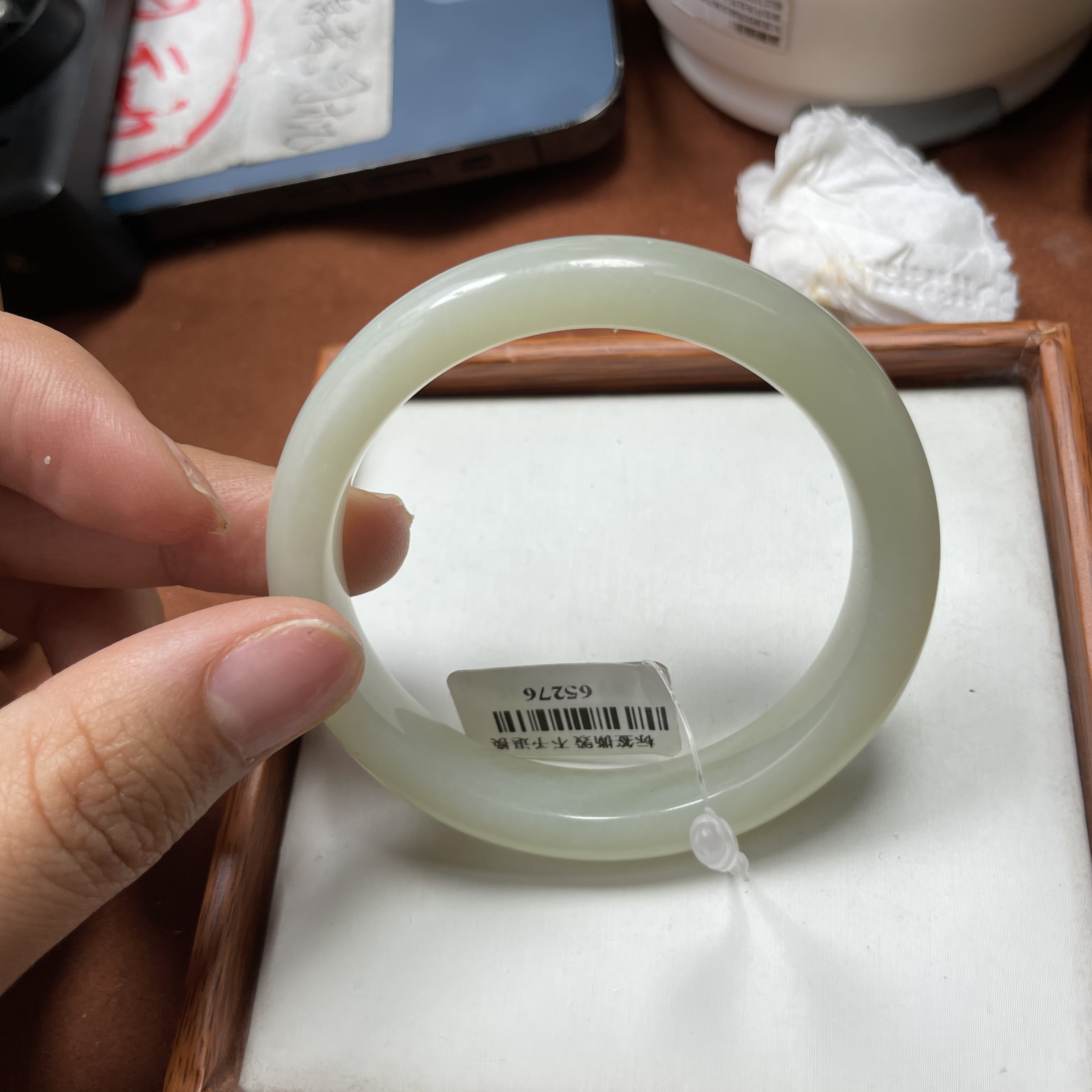 天然和田玉手镯 53