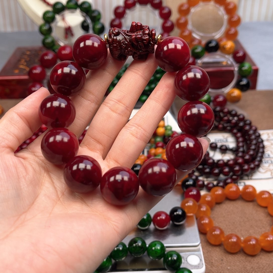 贝壳杉（血龙木）手串/手链1.8*12