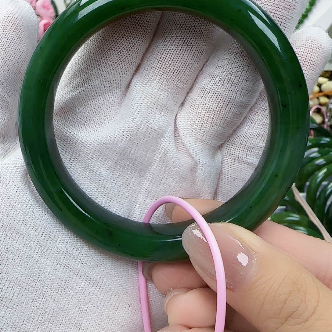 和田玉（碧玉）手镯未镶嵌