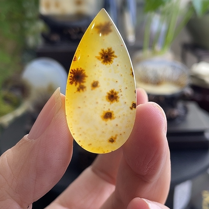 玛瑙/玉髓未镶嵌珠宝半成品