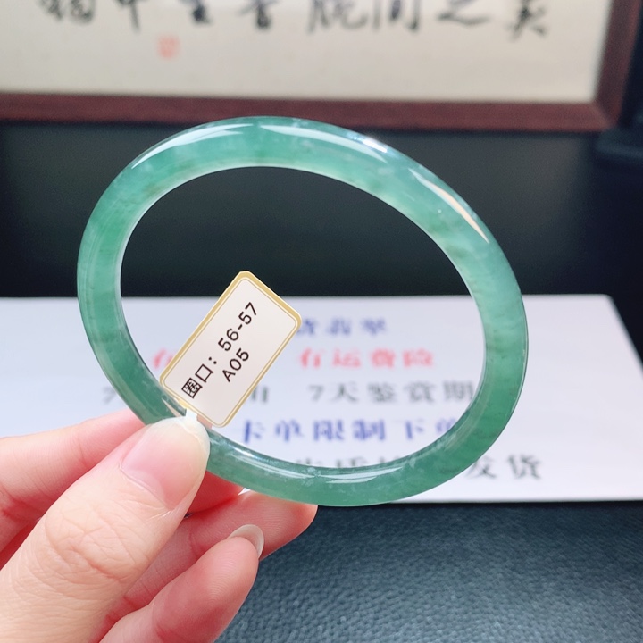 翡翠未镶嵌手镯翡翠手镯142