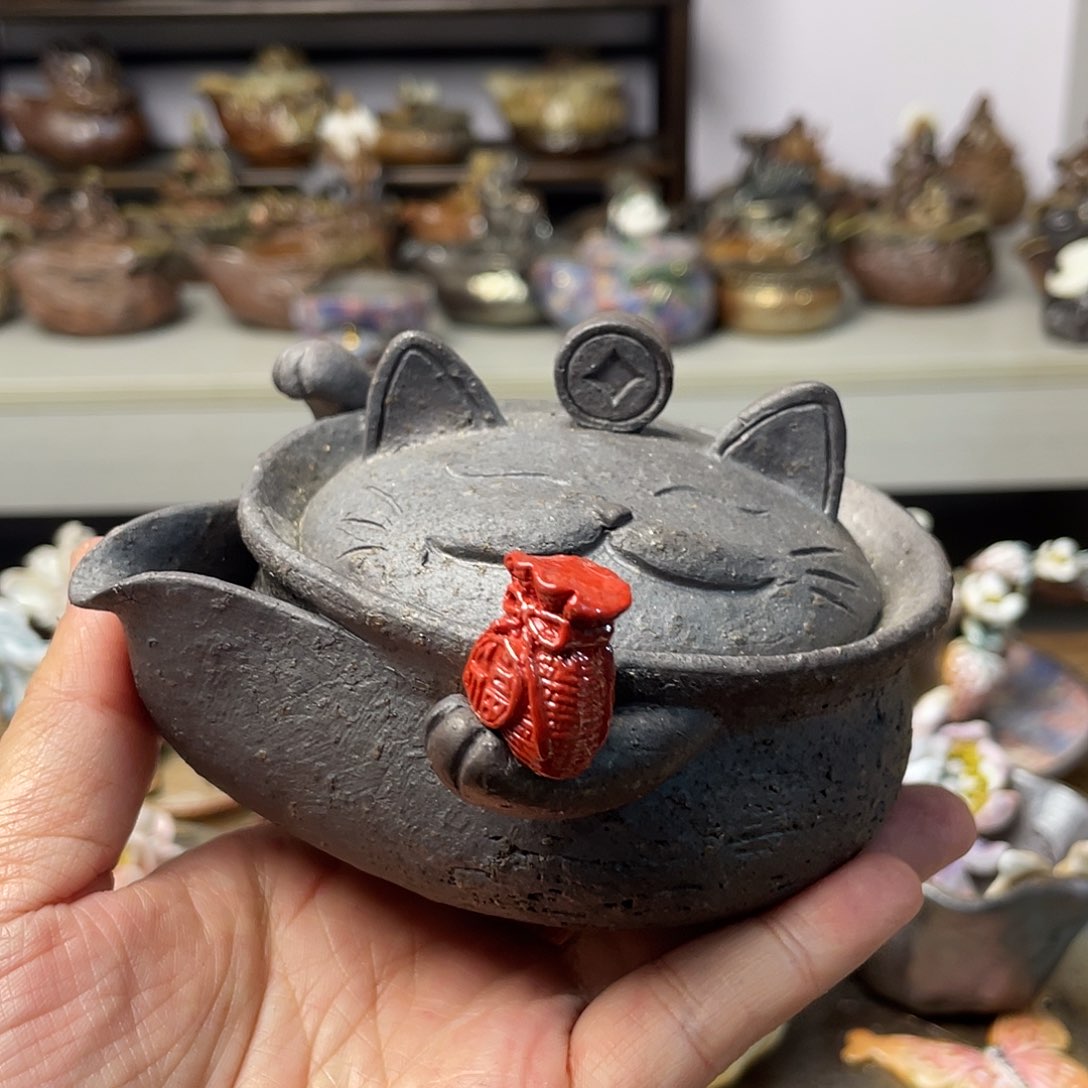 哎*杯子和酒是不远啦哈哈