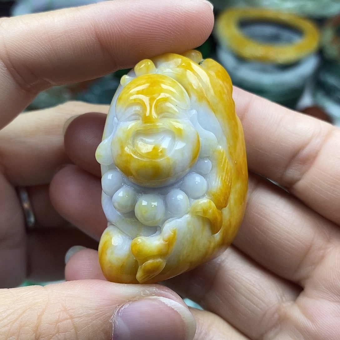 颈饰未镶嵌翡翠牌子
