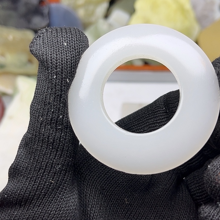 未镶嵌和田玉（翠青玉）珠宝奇石