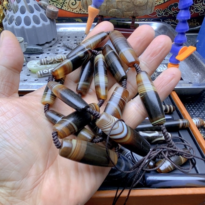 合金颈饰玛瑙/玉髓郭*嶂