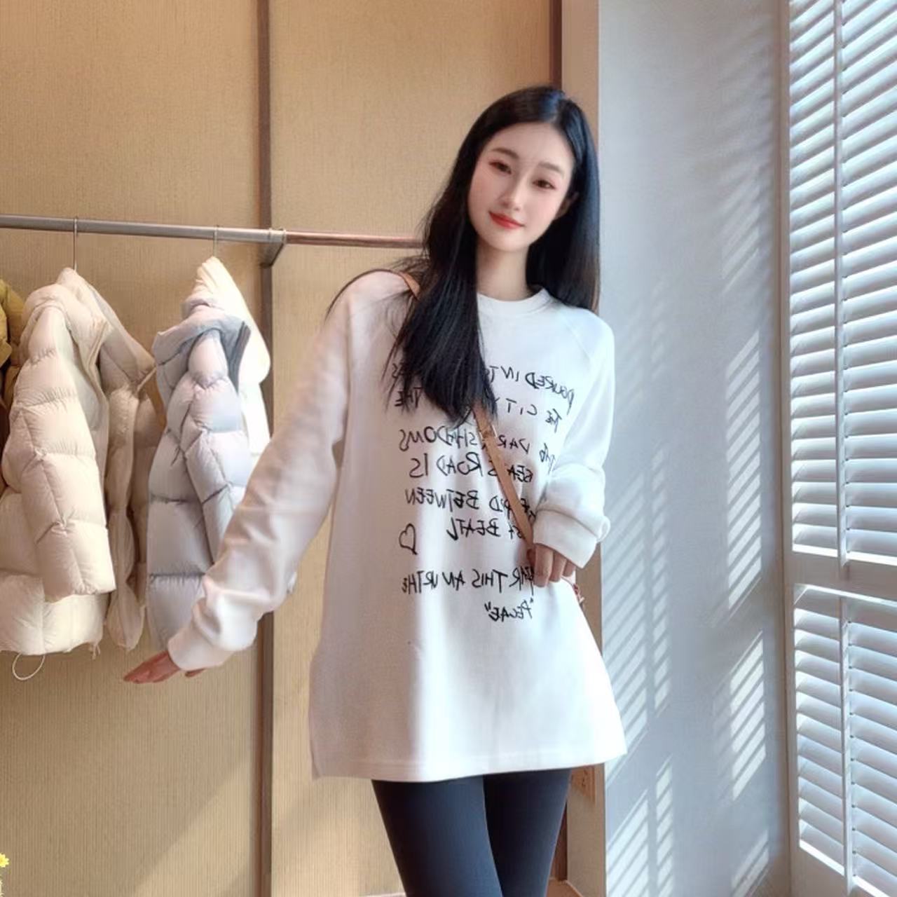 徐靖靖【甜系笔记】韩系圆领字母长袖内搭T恤打底衫休闲百搭2510999