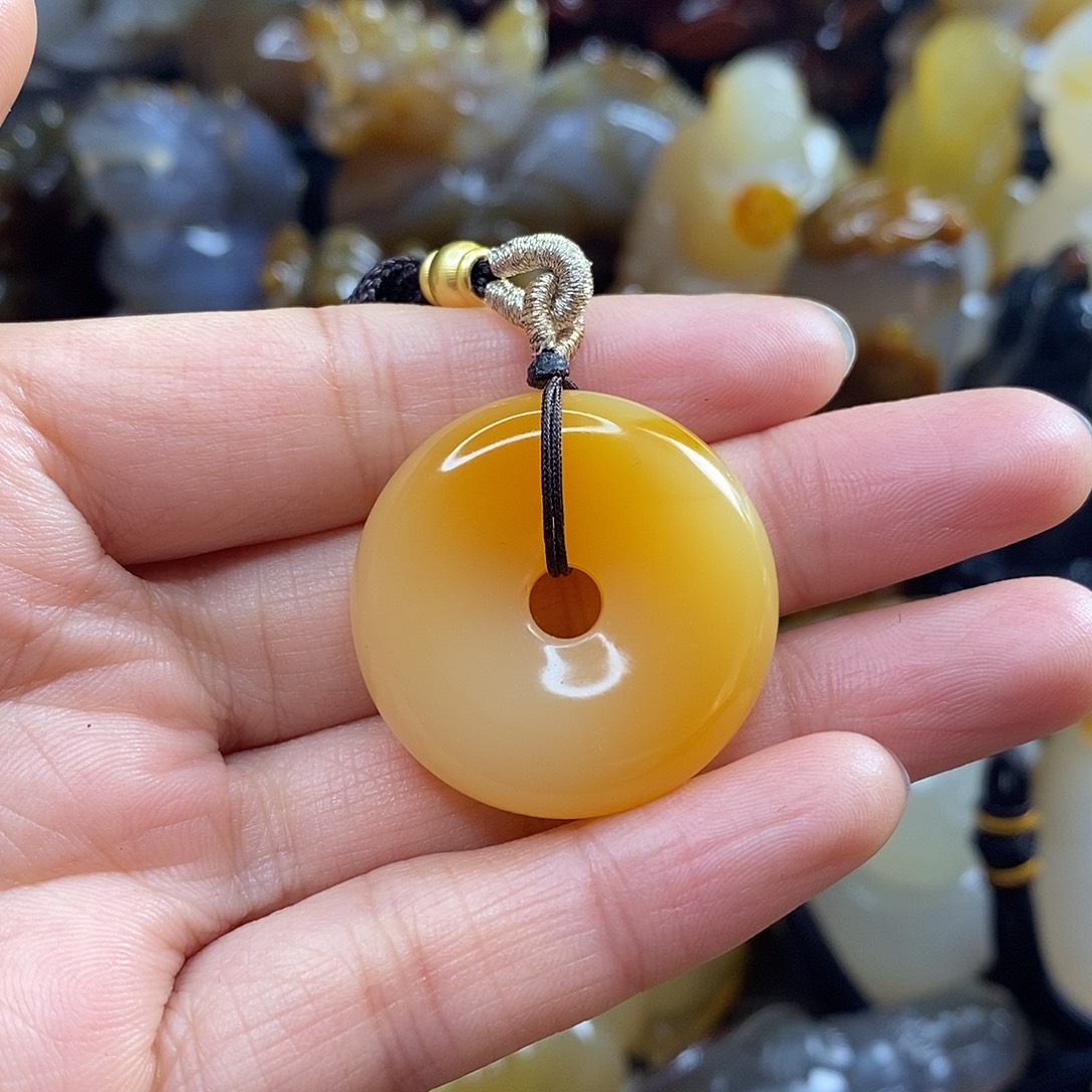 道***然玛瑙/玉髓未镶嵌吊坠