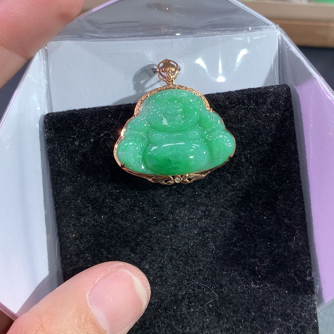 翡翠吊坠(赠链)18K金镶嵌