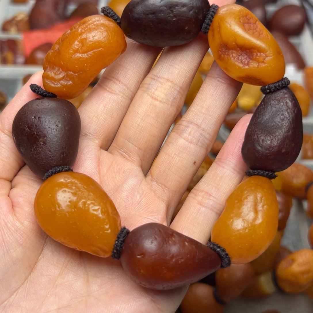 未镶嵌琥珀裸石天然蜜蜡