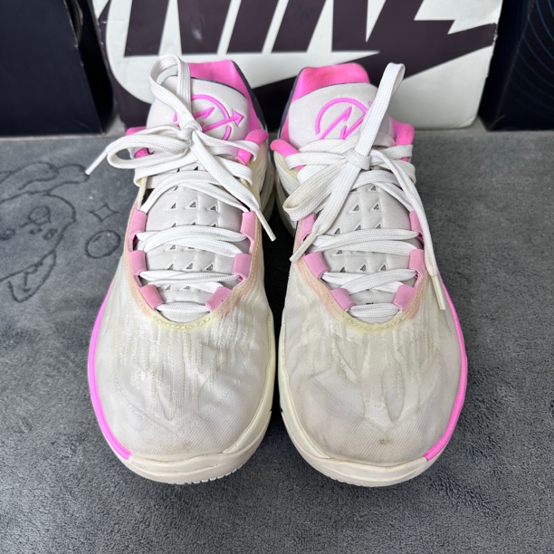 gtcut2 42码 白粉色