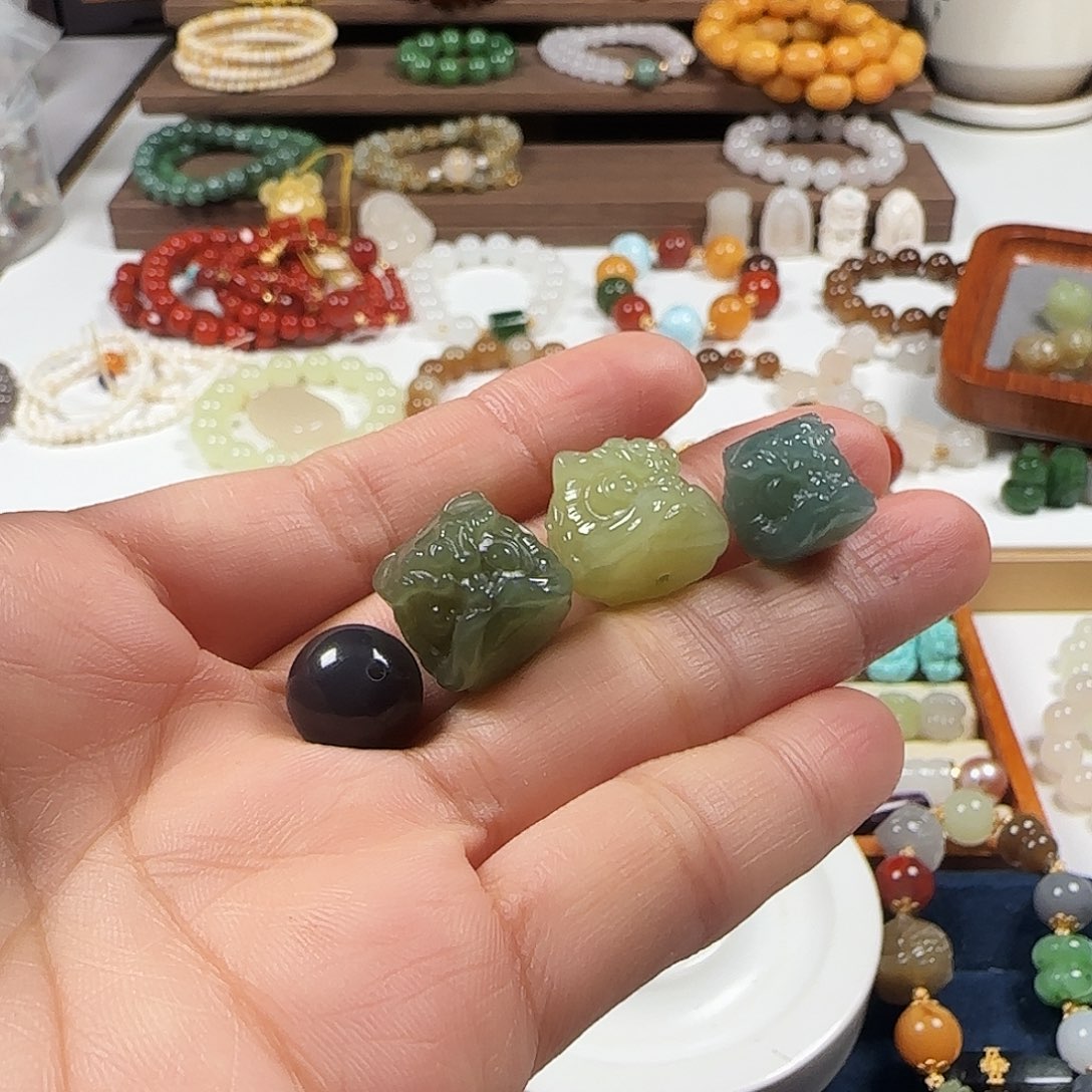 仙***叽和田玉未镶嵌手链和田玉