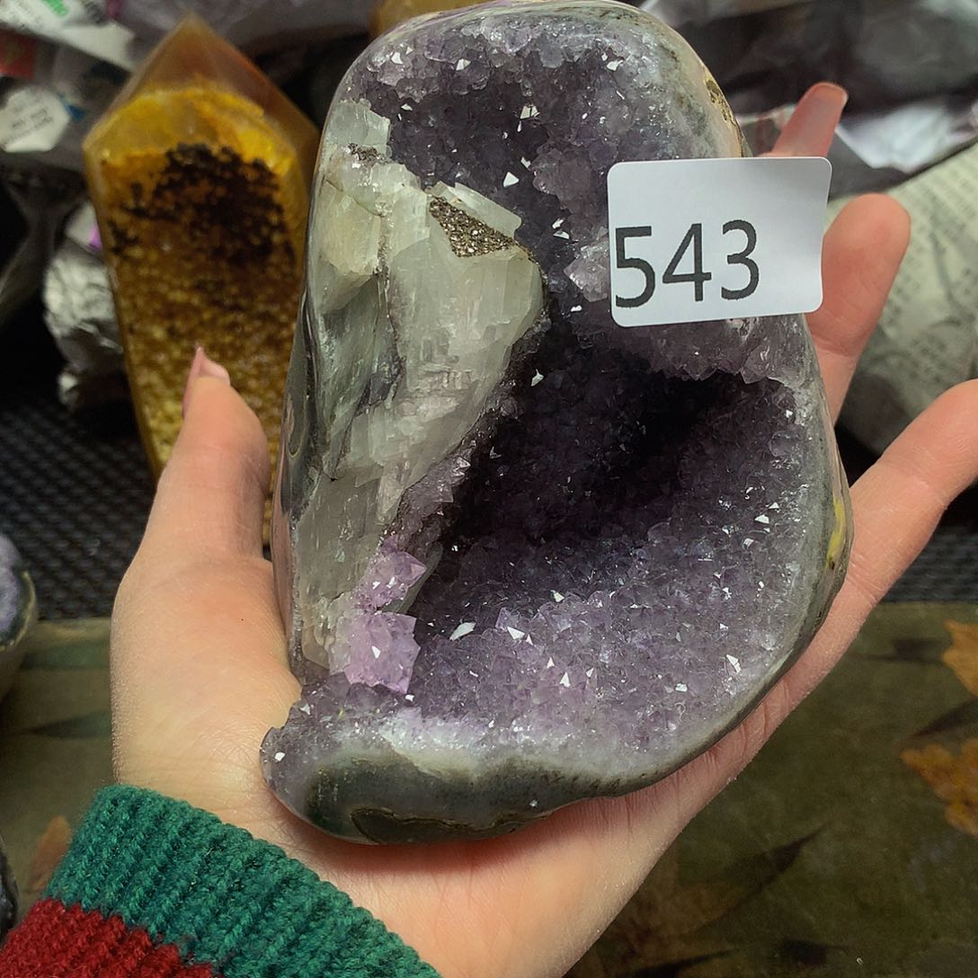 紫晶大型摆件（非配饰）未镶嵌