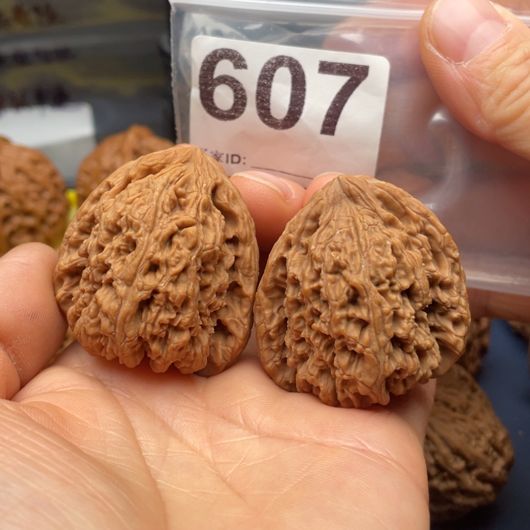 文玩核桃把件南疆高炮38