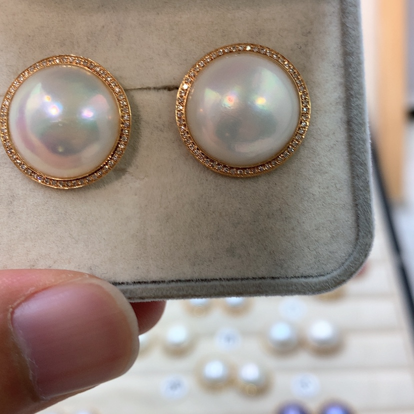 【闪购商品】耳饰拼合珍珠（马贝珠）18K金镶嵌