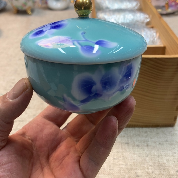 金瓷阁家的美丽瓷器