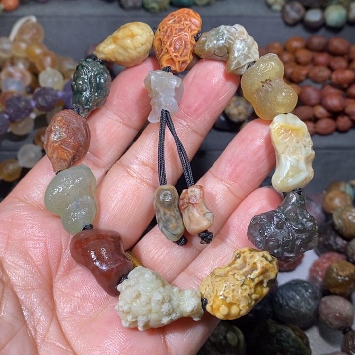 未镶嵌玛瑙/玉髓珠宝奇石