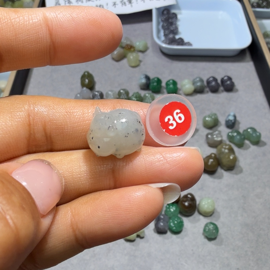 和田玉未镶嵌珠宝奇石