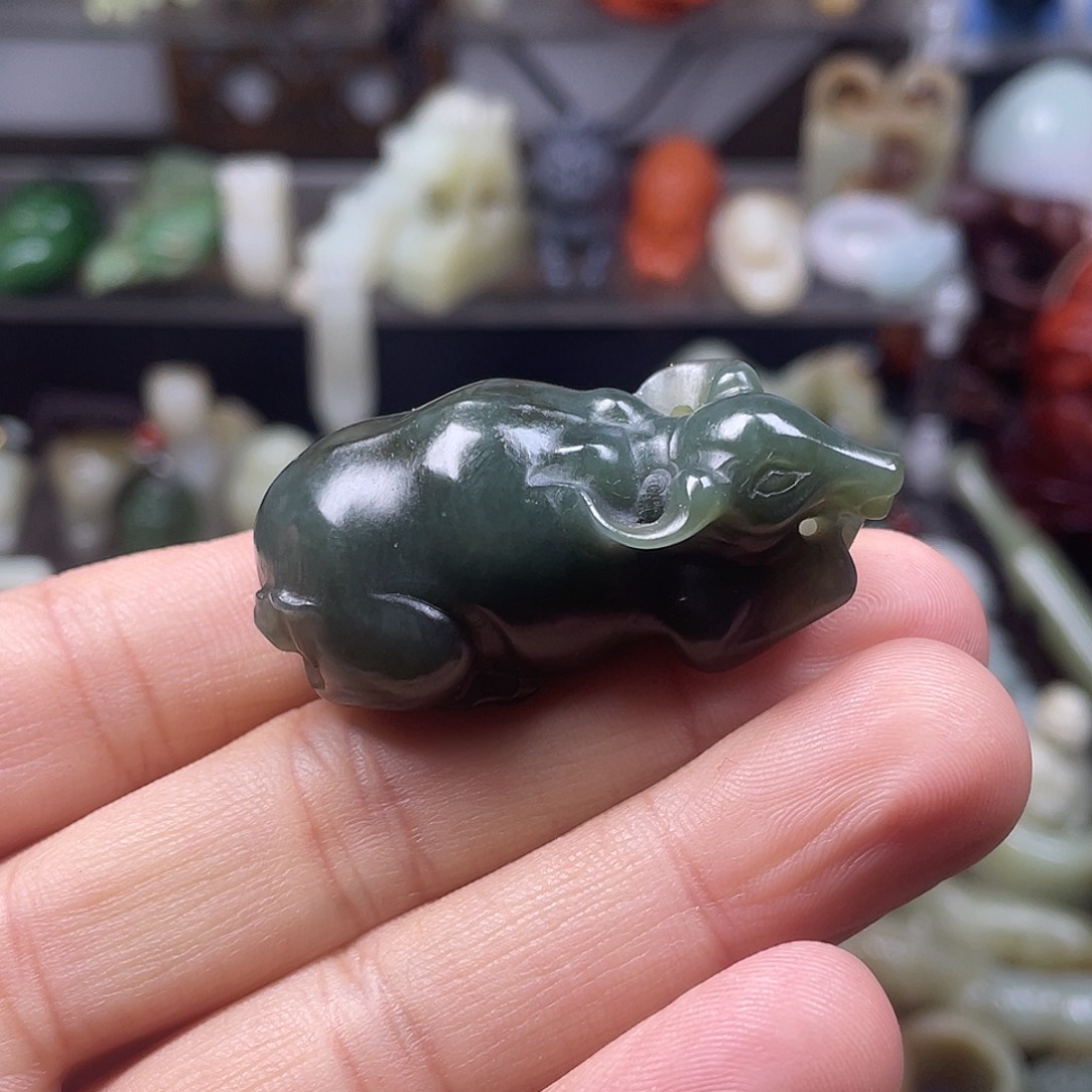 和田玉（糖玉）未镶嵌颈饰