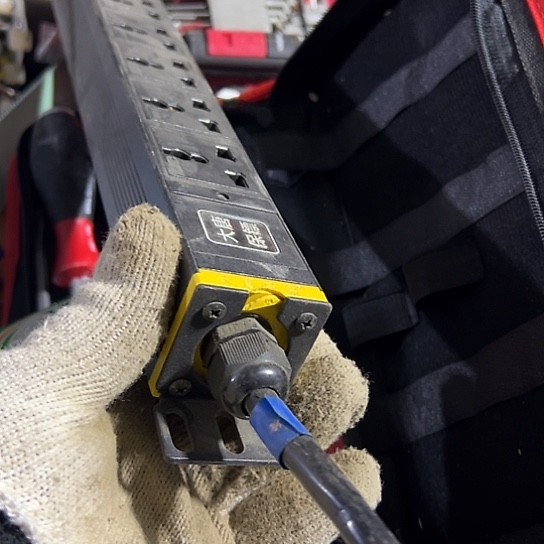 乐***遥大哥看好下单闪电购