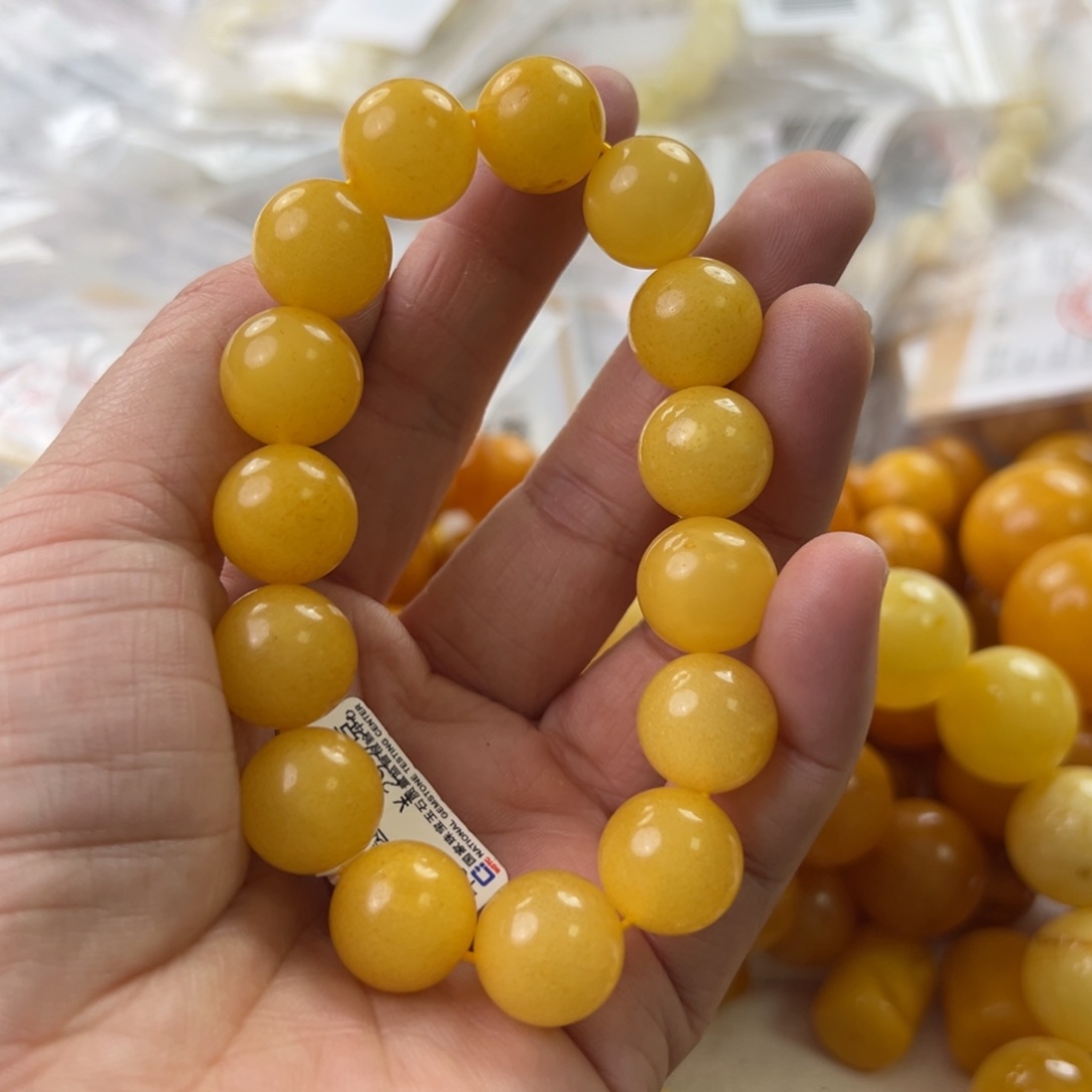 琥珀珠宝奇石未镶嵌