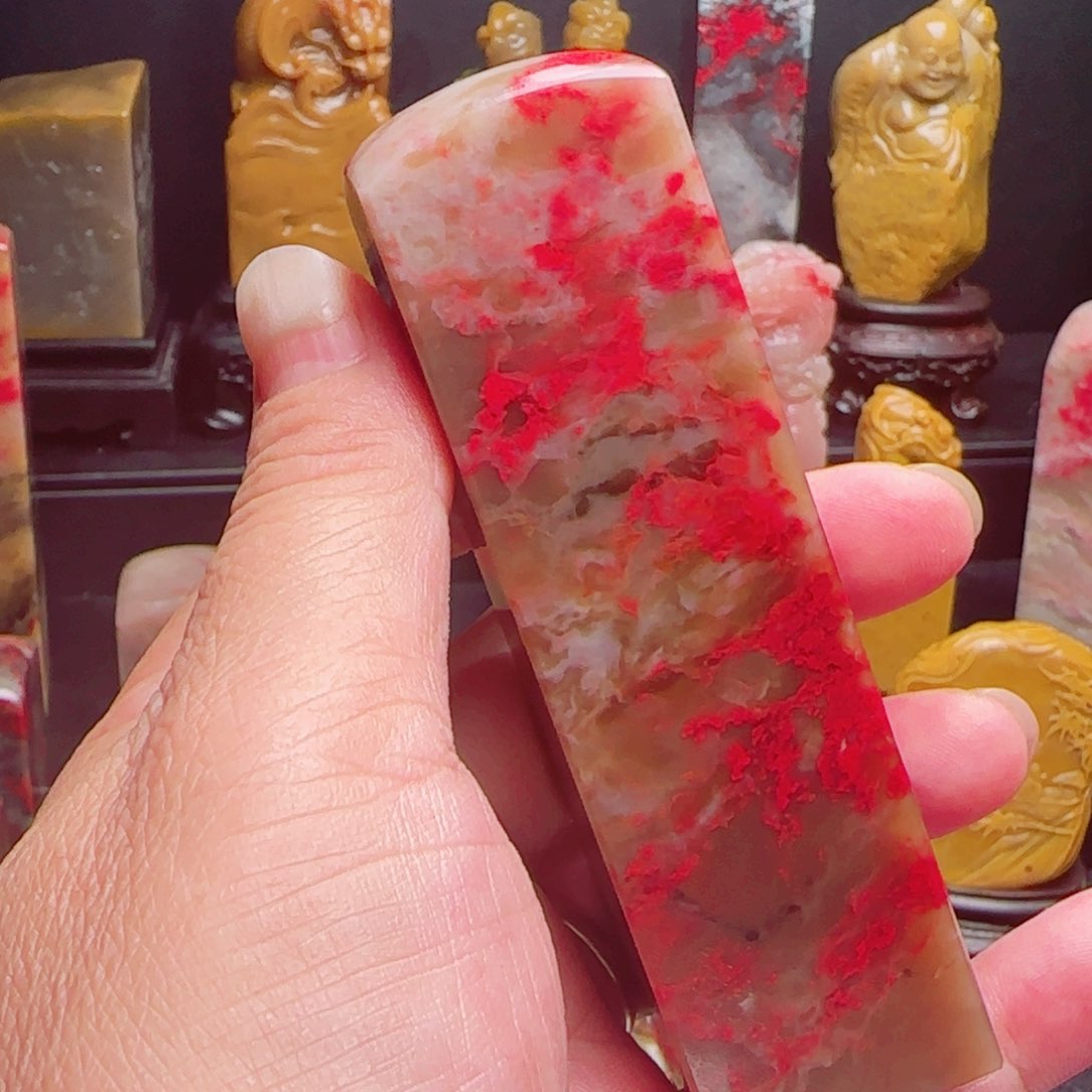 昌化石昌化鸡血石