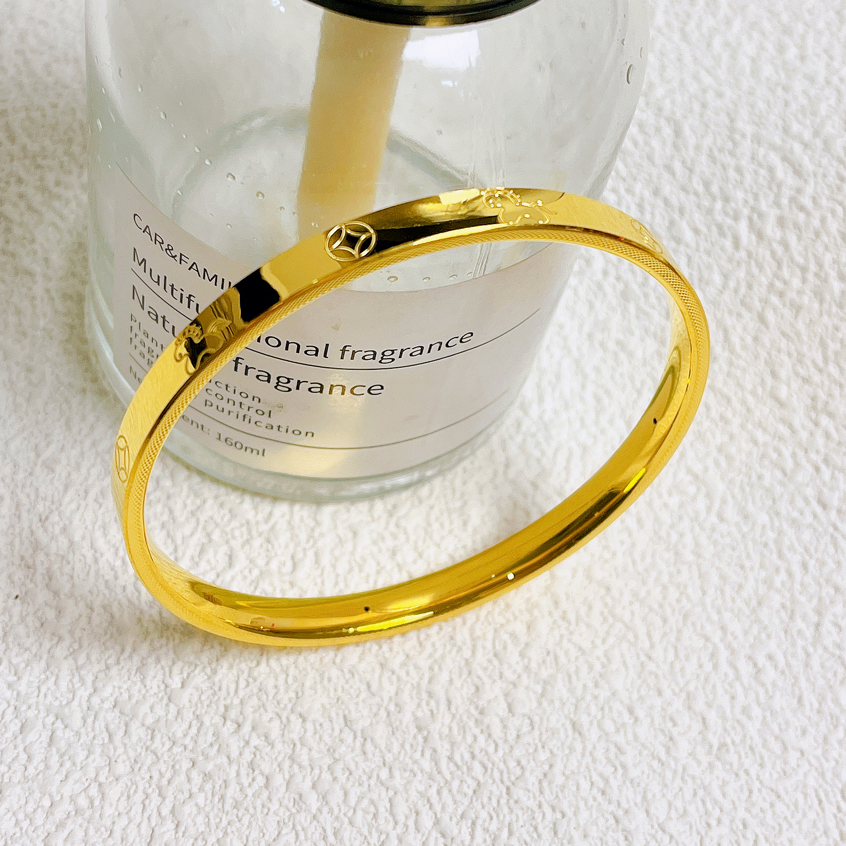 足金999 钱币小马手镯轻奢时尚百搭简约气质网红素款